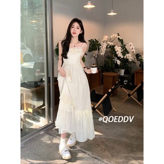 Áo treo họa tiết đen thời trang phong cách Hàn Quốc với váy thiết kế viền tai bằng gỗ
