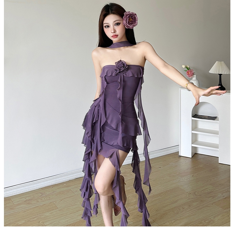Klalien Mùa Hè 2024 Mới Nữ Màu Tím Treo Cổ Đầm ôm Ruffle Edge Ruy Băng Mỏng Phù Hợp Với Váy Ngắn Không Đều
