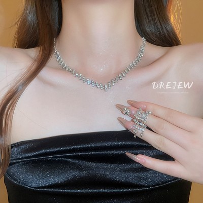 DREJEW Bộ vòng cổ kim cương vuông thời trang cao cấp hạng nặng hình học xương đòn dây chuyền nhẹ phong cách sang trọng mới váy vòng cổ dành cho nữ