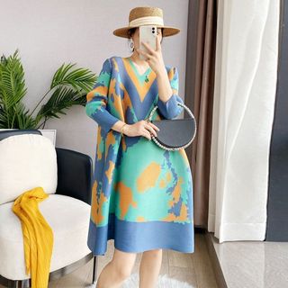 Miyake Phong Cách Nhăn Đầm Thu Đông Pháp Phong Cách Phương Tây Nhăn Đầm Thời Trang Phong Cách Mới Cổ Chữ V Sang Trọng Rời Nữ Kích Thước Đầy Đủ Đầm Size Lớn 45KG-90KG