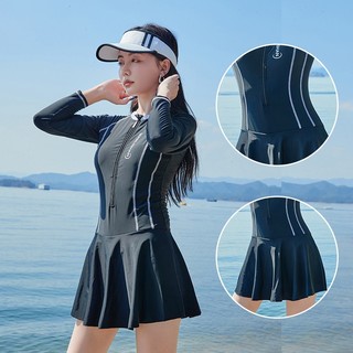 Bộ đồ bơi một mảnh dài tay phong cách kín đáo cho nữ