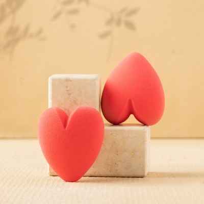 【OVW】Bọt biển trang điểm trứng mềm hình trái tim OVW Mzd0002