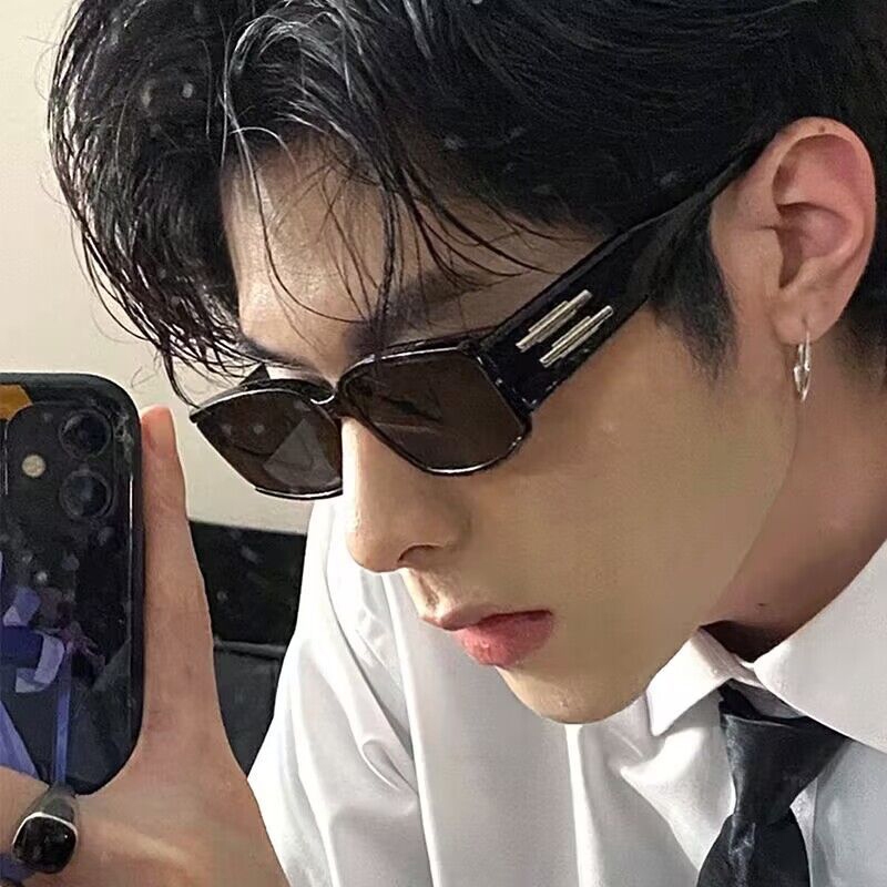 ✨✨Kính râm gọng vuông nhỏ Hip Hop Kính râm Ins phong cách cổ điển Kính râm cá nhân Unisex