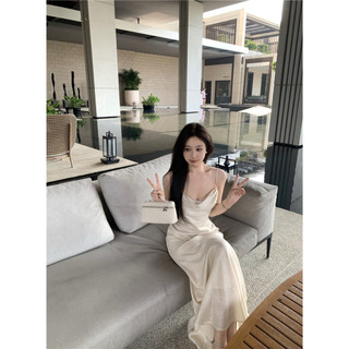 【COLORBLLIND】Váy chữ A dây mỏng vừa vặn