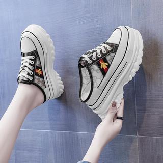 Giày thể thao nữ Hàn Quốc Slingback Thoáng khí Giày đi bộ thông thường Dây đeo thời trang Giày ong nâng cao