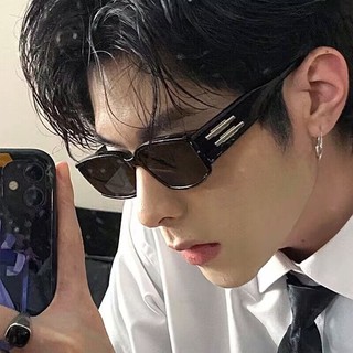 👓️Amigoa1👓️  Mắt kính vuông đen 2 sọc thời trang nam nữ siêu ngầu Unisex 2024
