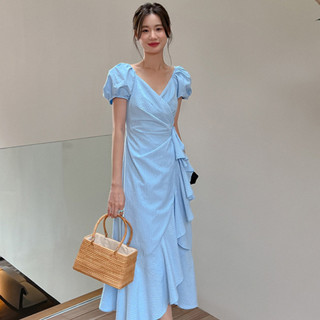 Phiên bản Hàn Quốc Váy dài kẻ sọc thời trang giản dị dành cho nữ Slim-fit Thiết kế không đều cổ chữ V ngắn tay giữa @