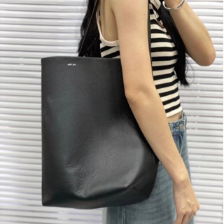 The ROW Niche Da Bò Đi Làm Túi Tote Nữ Da Thật Chính Hãng Dung Tích Lớn Xô Túi 2024 Phong Cách Mới Cảm Giác Cao Cấp Một Vai999999-0519