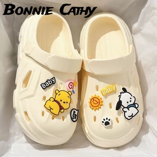 Bonnie Cathy  Giày Croc Nữ Phong Cách Mới Dép Chống Trơn Trượt Mặc Bên Ngoài Đế Dày Tăng Chiều Cao Dép Hoạt Hình Baotou Xăng đan Đi Biển