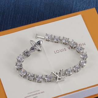 Vòng tay nữ phiên bản cao cấp thời trang Crystal Diamond mới 2024