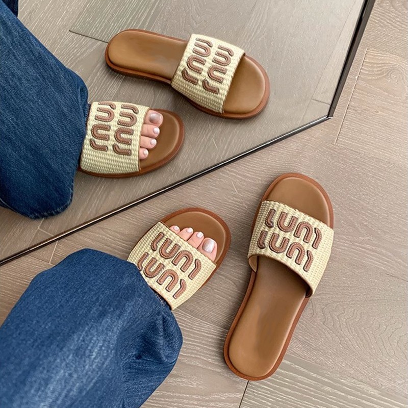 {Chicwalks} Dép dệt kim phẳng, thích hợp để mặc ngoài trời Dép nữ MiuMiu thoải mái