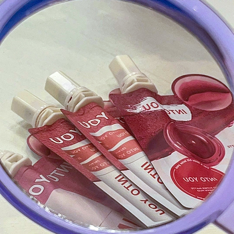 [Mua 4 giá 99k] Son Túi Into You Nhỏ Gọn Tiện Lợi Màu Sắc Kinh Điển Không Lem Lâu Trôi 1g | BigBuy360 - bigbuy360.vn