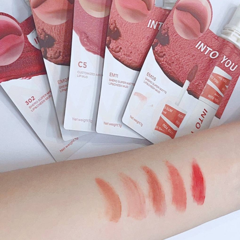 [Mua 4 giá 99k] Son Túi Into You Nhỏ Gọn Tiện Lợi Màu Sắc Kinh Điển Không Lem Lâu Trôi 1g | BigBuy360 - bigbuy360.vn