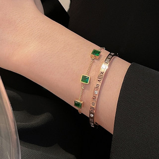 Vòng tay nữ xếp lớp Zircon bằng thép titan kỹ thuật số ngọc lục bảo vuông, nhỏ và sang trọng, Quà tặng sinh nhật của người yêu tinh tế và không phai màu, Vòng tay đẹp và thời trang