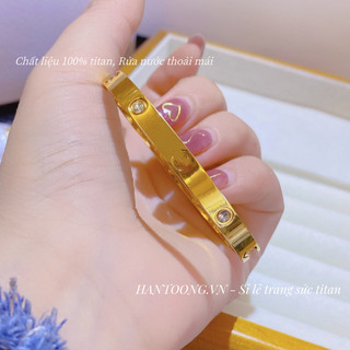 Vòng tay titan nữ không gỉ mạ vàng 18k đính đá pha lê lấp lánh thiết kế thời trang trẻ trung