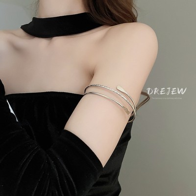 DREJEW Vòng đeo tay mở nhiều lớp phong cách lạnh lùng Vòng đeo tay đa năng mới xuyên biên giới Châu Âu và Mỹ Vòng tay cao cấp thích hợp