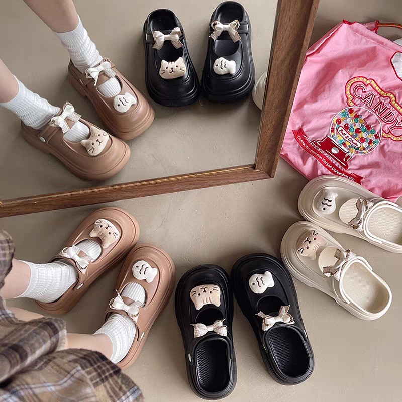 Dép Nữ Sục Cross Đế Cao 5cm Họa Tiết Sticker Mèo Cá Chống Trơn Trượt Khử Mùi Thời Trang Phong Cách Mới EVA Ngoài Trời | BigBuy360 - bigbuy360.vn