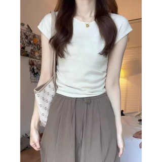 Áo thun ngắn tay mùa hè