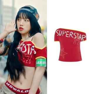 Klaxon (G) I-DLE YUQI retro nữ màu đỏ lệch vai ngắn giảm béo bất đối xứng Áo thun thời trang gợi cảm tay ngắn