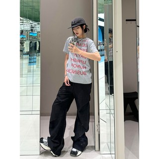 Áo thun nữ thương hiệu địa phương ROEMO, cổ tròn thư dáng rộng cổ điển,in hinh áo phông-J0219