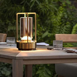 Đèn bàn kim loại di động cho trong nhà / ngoài trời, Đèn LED điều khiển cảm ứng có thể sạc lại, Đèn bàn chạy bằng pin mờ ba màu cho phòng ngủ / quầy Bar / cà phê / đầu giường, đèn cắm trại