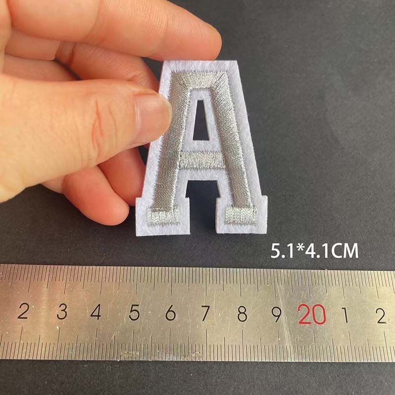 A-z, Bảng Chữ Cái Bạc Thêu Chữ Táo Huy Hiệu Sắt Trên Miếng Dán, 26 Chữ Cái Vải Dán Quần Áo Miếng Dán Nhiệt Dính Miếng Dán