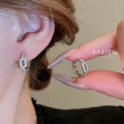 DREJEW Mạ điện vàng  thiết kế sáng tạo Bông tai zircon hình học cổ điển bông tai cao cấp thích hợp bông tai thời trang sang trọng nhẹ dành cho nữ không gây dị ứng