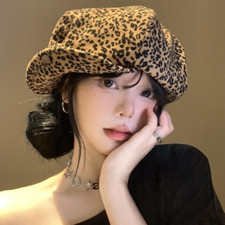 Retro Retro Da Báo In Mũ Nồi Nữ Đầu Lớn Chu Vi Hiển Thị Mặt Mây Nhỏ Hình Bát Giác Mũ Nhật Bản Retro Phù Hợp Với Mới