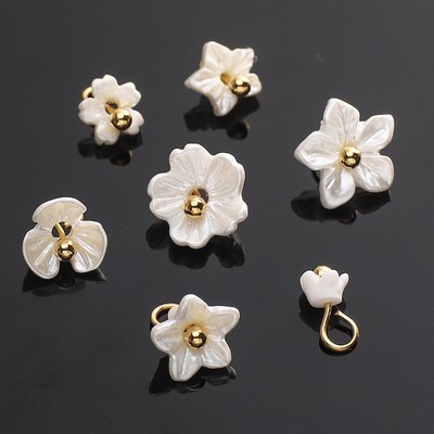 5 Cái / gói Nhựa Mini Hoa Mặt Dây Chuyền Trắng 3d Hoa Chắc Chắn Quyến Rũ Vòng Hoa Vòng Tay Phụ Kiện Bông Tai Vòng Cổ Mặt Dây Chuyền DIY Handmade