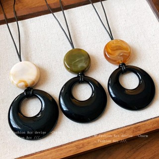 Mới Trung Quốc Nhựa Vòng Dây Vòng Cổ Đơn Giản Cao Cấp Hình Học Áo Len Dài Dây Chuyền retro Khí Chất Dây Chuyền Nữ