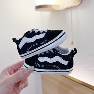 Giày em bé đế mềm và đặc tính chống trượt cho bé trai và bé gái từ 0-1 tuổi, giày vải thoáng khí cho bé