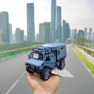 Âm Thanh Ánh Sáng Âm Nhạc Chiếu Sáng Đồ Chơi Trẻ Em Ô Tô Bé Trai Xe Quán Tính Có Thể Lái Xe Cửa Địa Hình RV Mô Hình