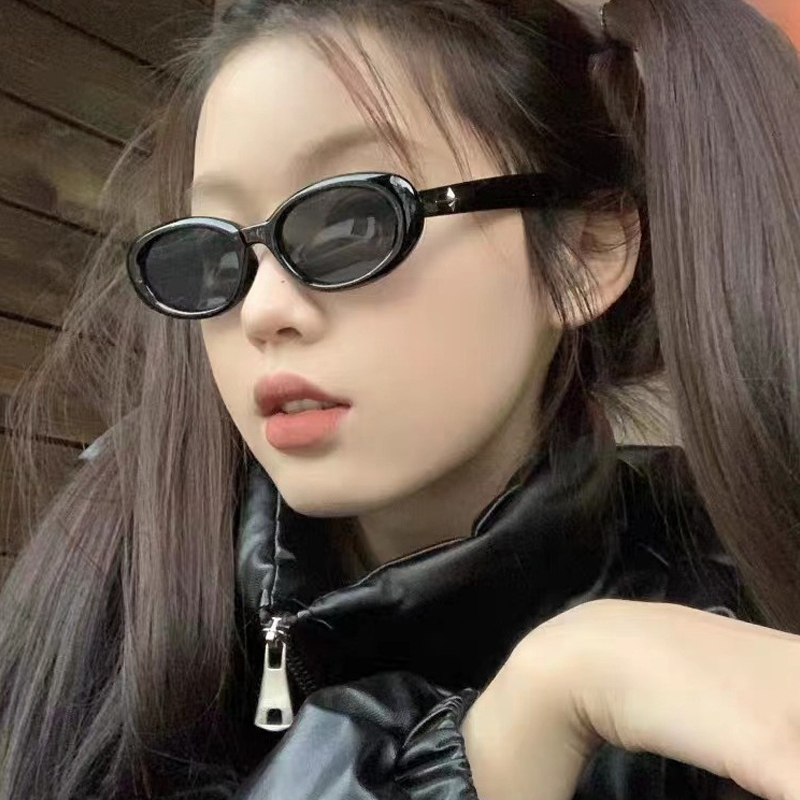 🍥jellycuty🍥 🕶️Kính râm nam nữ thời trang đi biển mẫu mới Màu đen phong cách cá tính siêu ngầu | BigBuy360 - bigbuy360.vn