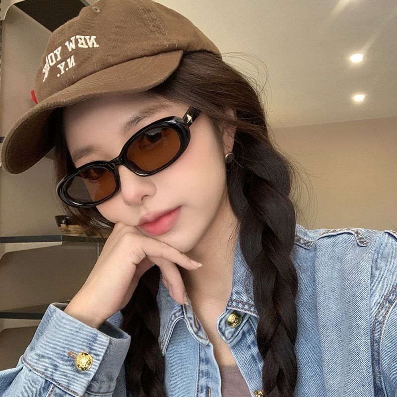 🍥jellycuty🍥 🕶️Kính râm nam nữ thời trang đi biển mẫu mới Màu đen phong cách cá tính siêu ngầu | BigBuy360 - bigbuy360.vn