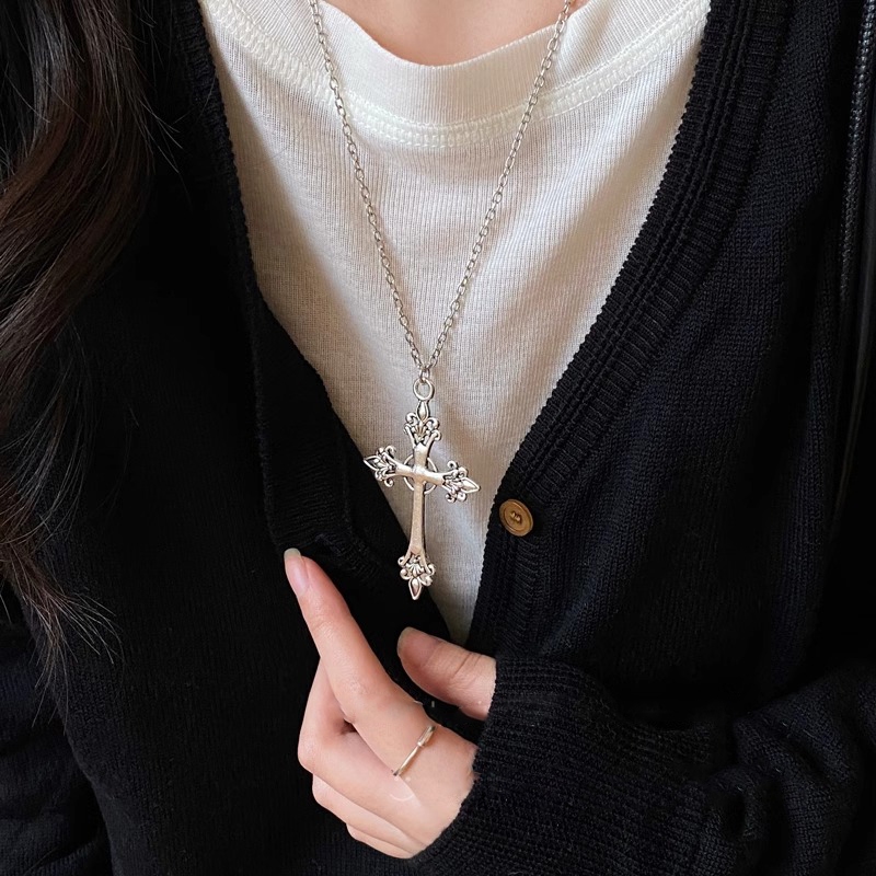 Vòng cổ chữ thập hoa hồng thời trang Hàn Quốc dành cho nữ Màu bạc ins Ngọt ngào mát mẻ Quà tặng sinh nhật sinh viên