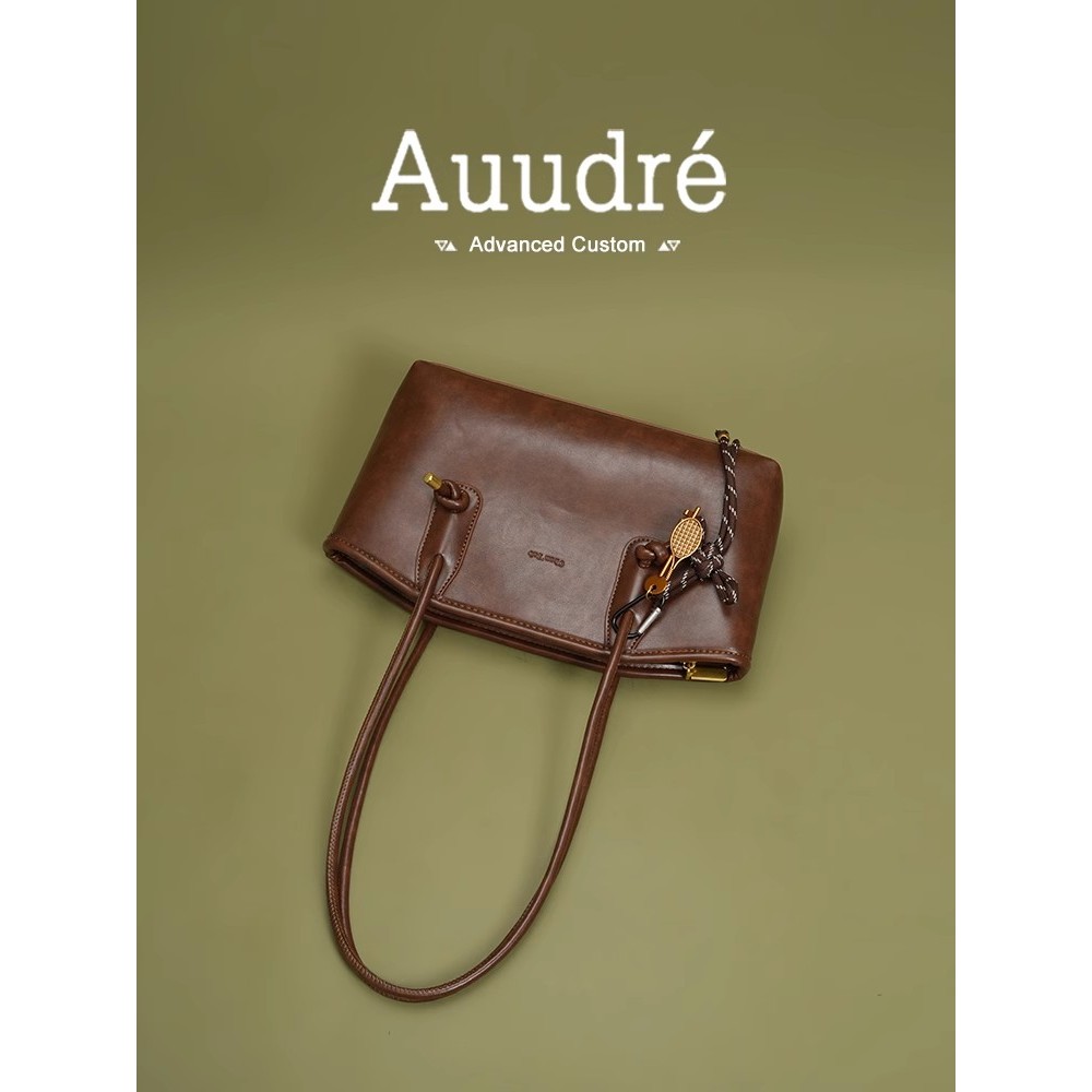 Auudre Túi đeo nách một vai dung tích lớn dành cho nữ 2026 Túi Baguette đi lại phong cách mới | BigBuy360 - bigbuy360.vn