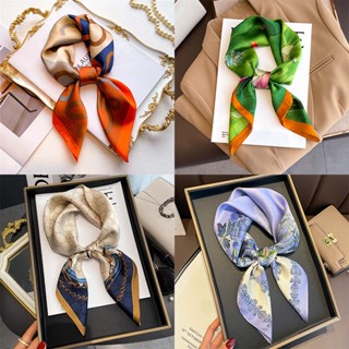 Khăn lụa vuông choàng cổ 70 * 70cm đa chức năng Trang trí thời trang Khăn quàng cổ vuông A106