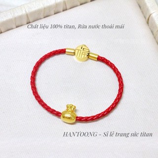 Vòng tay titan cao cấp không gỉ mạ vàng 24k thiết kế bện dây đỏ chữ phúc may mắn tài lộc dành cho nữ