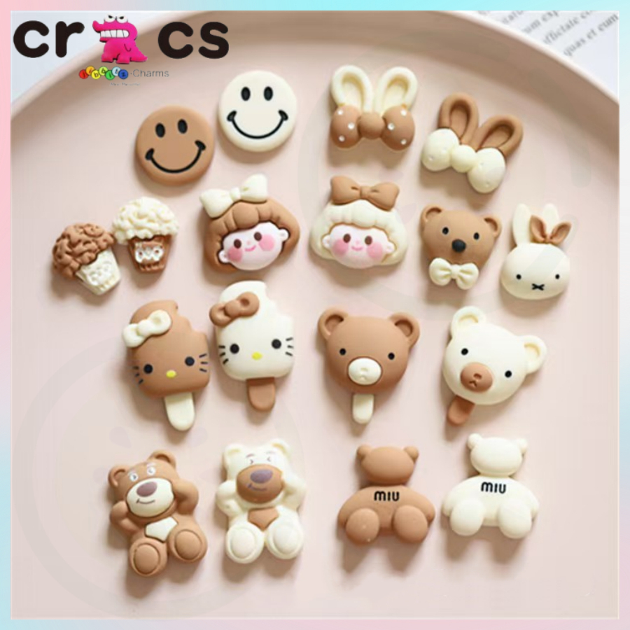 Sticker gắn dép Cross dòng gấu nâu nhỏ MIU 3D quyến rũ, phụ kiện sandal DIY, Jibbicz for Cross