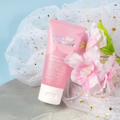Laikou Sakura After Sun Gel 50g 96% Aloe Vera Soothing Sunburn Care Dưỡng ẩm sâu