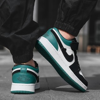Giày sneaker AJ cổ thấp thời trang cho bé