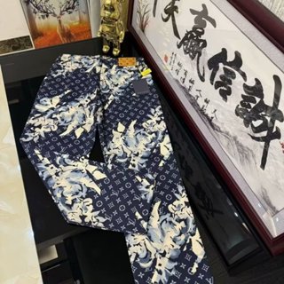 Phong Cách Hồng Kông Hợp Thời Trang Nam 2024 Chữ Quần Jean Hip Hop ins Hợp Thời Trang Đường Phố Cao Cấp Hợp Thời Trang Xù Đẹp Trai Quần