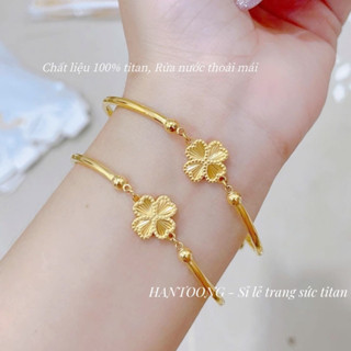  Lắc tay titan cao cấp không gỉ mạ vàng 18k mặt cỏ 4 lá chạm khắc lấp lánh thiết kế trẻ trung 