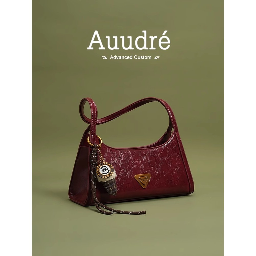 Túi đeo nách một vai màu đỏ Auudre Nữ 2026 Túi nhỏ làm việc phong cách mới