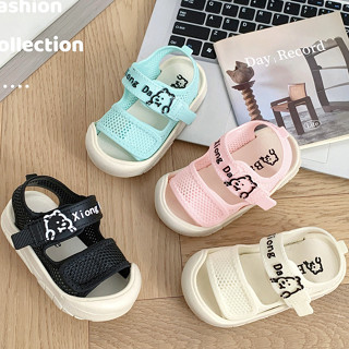 Giày trẻ em lưới thoáng khí cho trẻ mới biết đi chống va chạm và chống mùi, nhẹ, nhanh khô, dép chống trượt