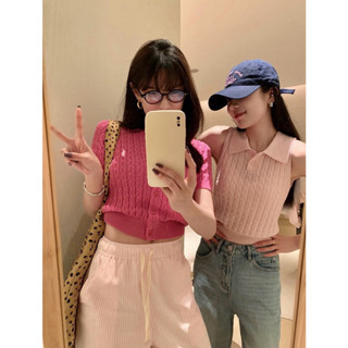 Xiaozhainv Phiên bản Hàn Quốc ngựa thêu bột chiên xoắn áo len tay ngắn cổ tròn