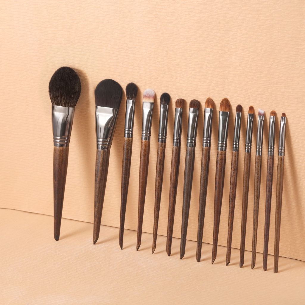 Bộ cọ trang điểm 14 cây lông thú OVW cao cấp