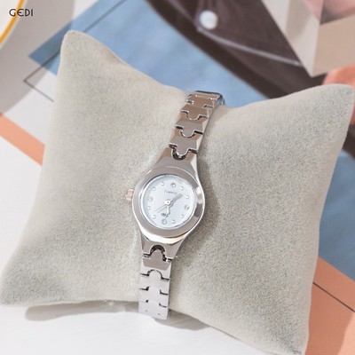Đồng hồ thạch anh tấm nhỏ JW có khí chất thích hợp, đồng hồ xu hướng học sinh JW-901