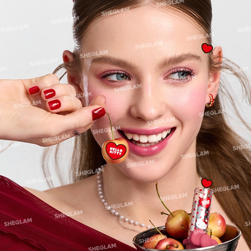 Son Môi SHEGLAM Hello Kitty Sandwich Lipstick, Son Dưỡng Ẩm Màu Lên Chuẩn, Lâu Trôi, Bóng Nhẹ, Giúp Môi Mịn Màng | BigBuy360 - bigbuy360.vn