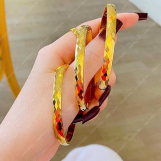  Vòng tay titan nữ không gỉ mạ vàng 18k thiết kế nhiều kiểu dáng thời trang thanh lịch trẻ trung nhất 